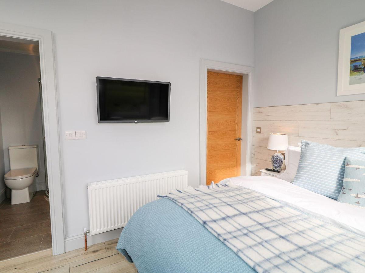 Sea Breeze Apartment Ballycastle Exterior foto